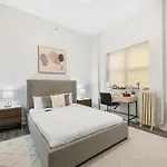Bay Ridge Luxe: Stylish & Comfortable